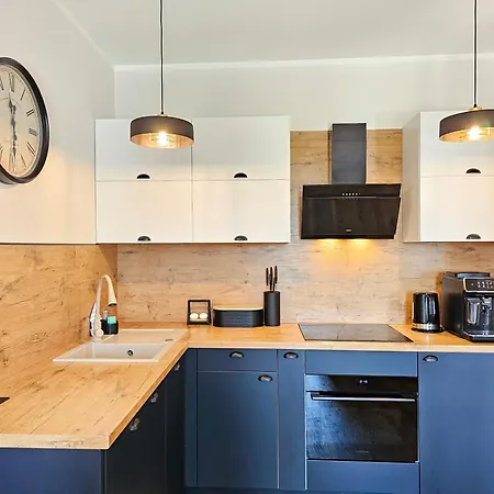 Visit Baltic - Kormoran Z Tarasem Świnoujście